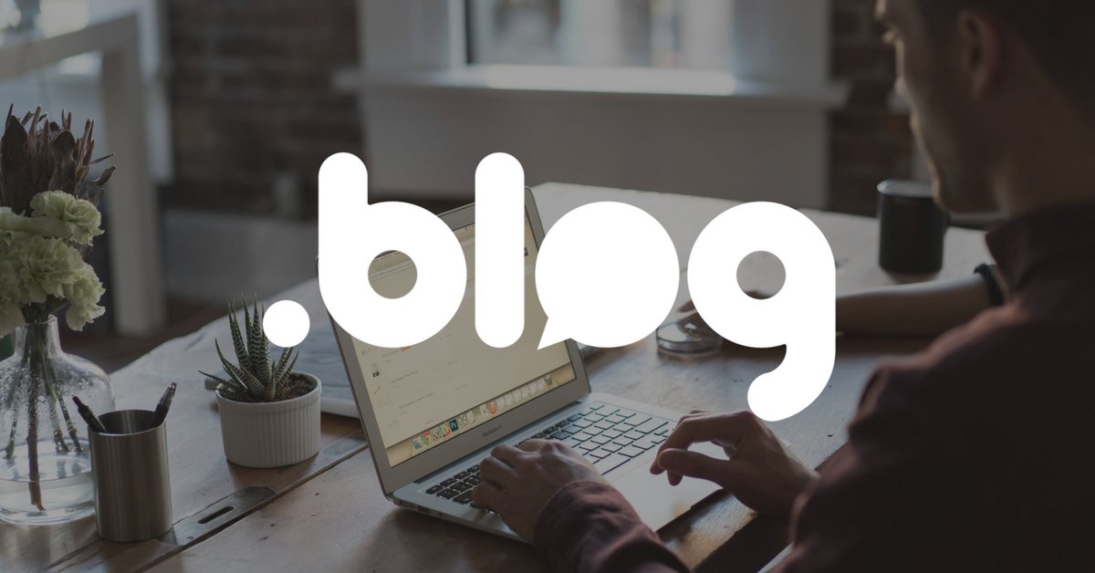 Blogoverzicht met notities en onderzoeksvisuals